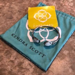 Kendra Scott bracelet
